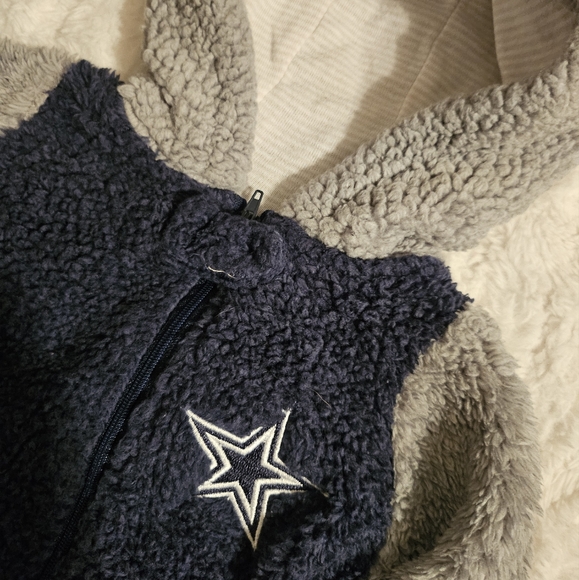 ❤️ Infant Navy/Gray Dallas Cowboys Game Nap Teddy Fleece Bunting Full-Zip - Picture 4 of 6